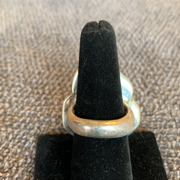 NWOT SS Rose Ring - Picture 3 of 4